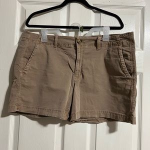 American Eagle Super Stretch Khaki Shorts.